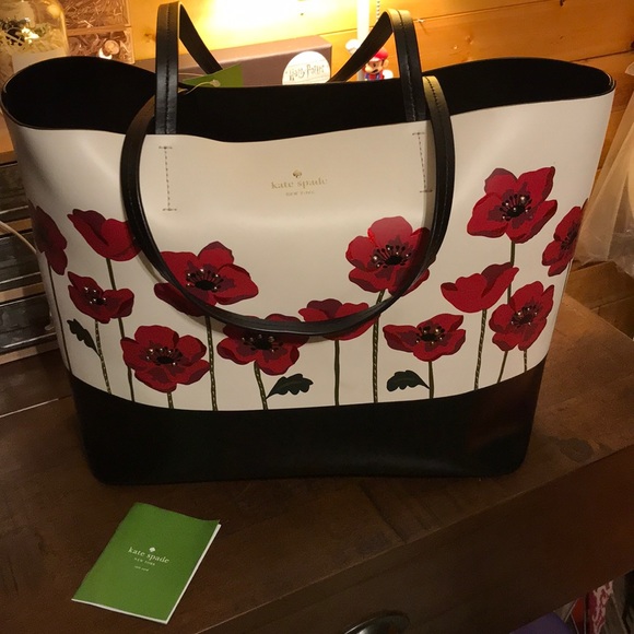 kate spade Handbags - Kate Spade poppy little len oh la la tote bag